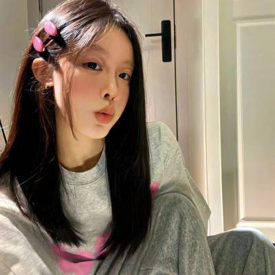 女学生和亨利先生